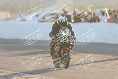 media/Dec-05-2025-CVMA Friday Practice (Fri) [[303bad9a84]]/3-Racer 3 (NRS)/Mock Race/